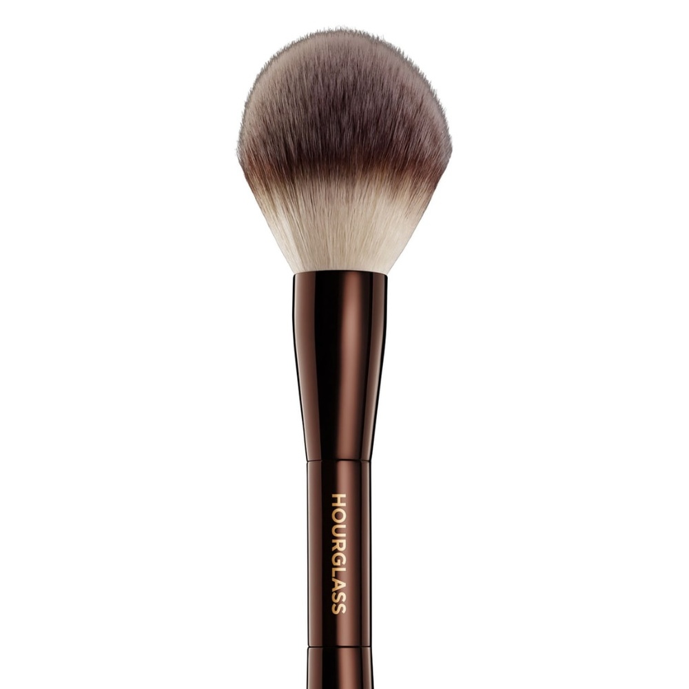 HOURGLASS Veil Powder Brush - Brand New